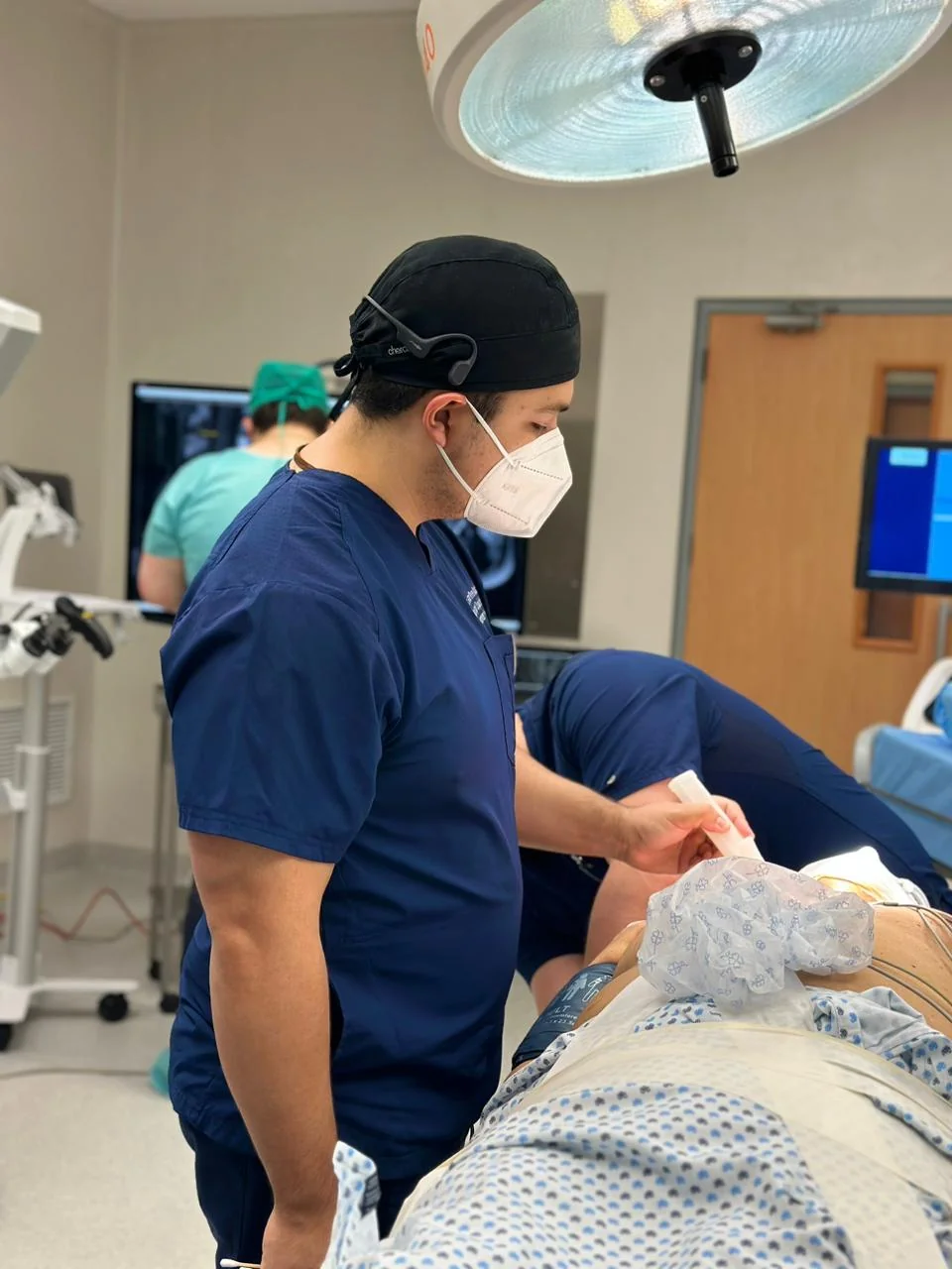 Dr. Gerson Reyes, neurocirujano en Hospital Ángeles Lindavista